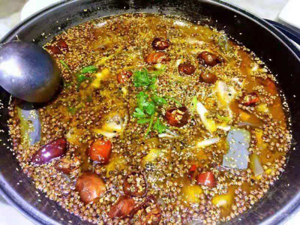 正宗的椒麻鱼火锅底料渝特贴牌生产